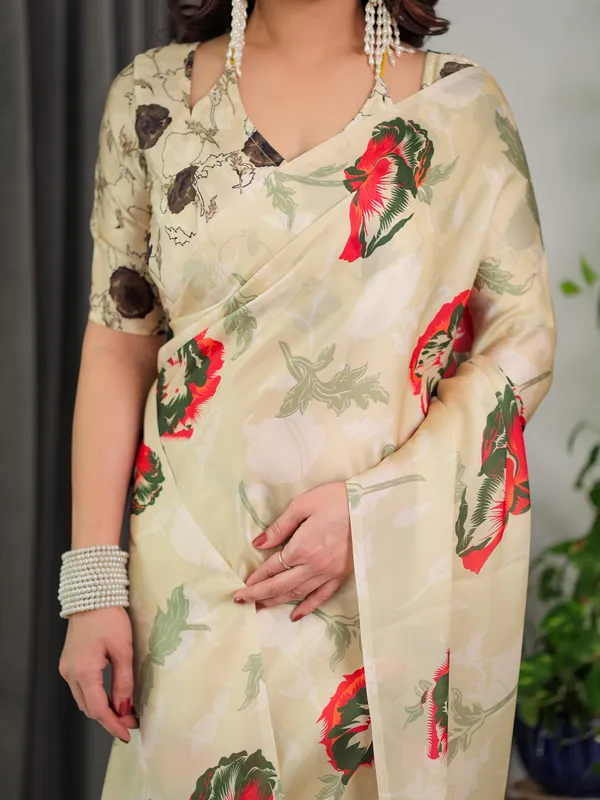 Cream_Floral_Satin_Georgette_Saree_with_Red_&_Green_Artistic_Flower_Print_and_Designer_Contrast_Blouse