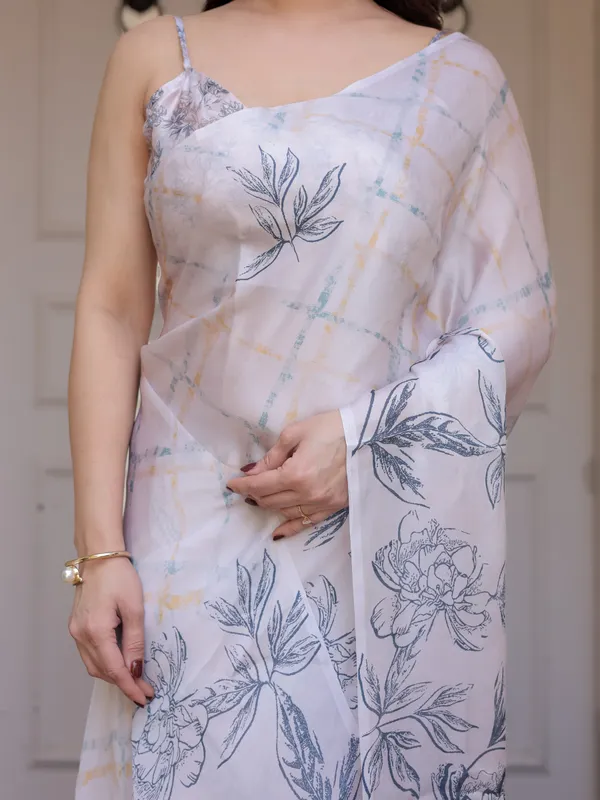 Ivory_White_Satin_Georgette_Botanical_Printed_Saree_with_Soft_Grey_Blouse_&_Artistic_Floral_Pallu_|_Elegant_Minimal_Party_Wear_Saree