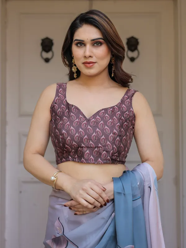 Pastel_Grey_&_Teal_Floral_Printed_Satin_Georgette_Saree_with_Designer_Pallu_&_Blouse_–_Elegant_Party_&_Occasion_Wear