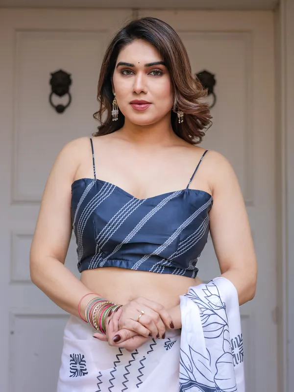 Grey_&_Ivory_Floral_Printed_Satin_Georgette_Saree_with_Matching_Blouse_–_Elegant_Contemporary_Party_Wear