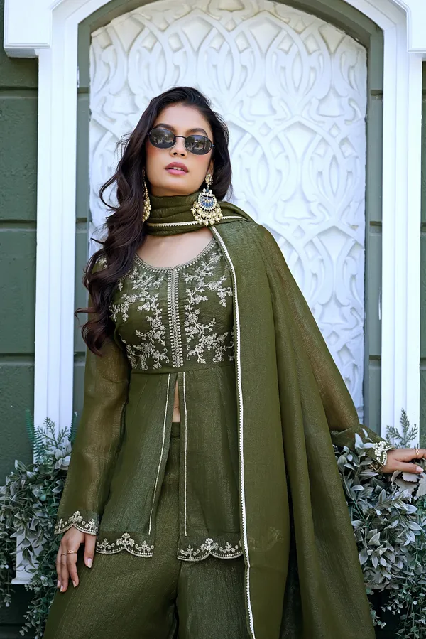 Women_Ethnic_Motifs_Embroidered_Pure_Silk_Kurta_With_Palazzos_Dupatta