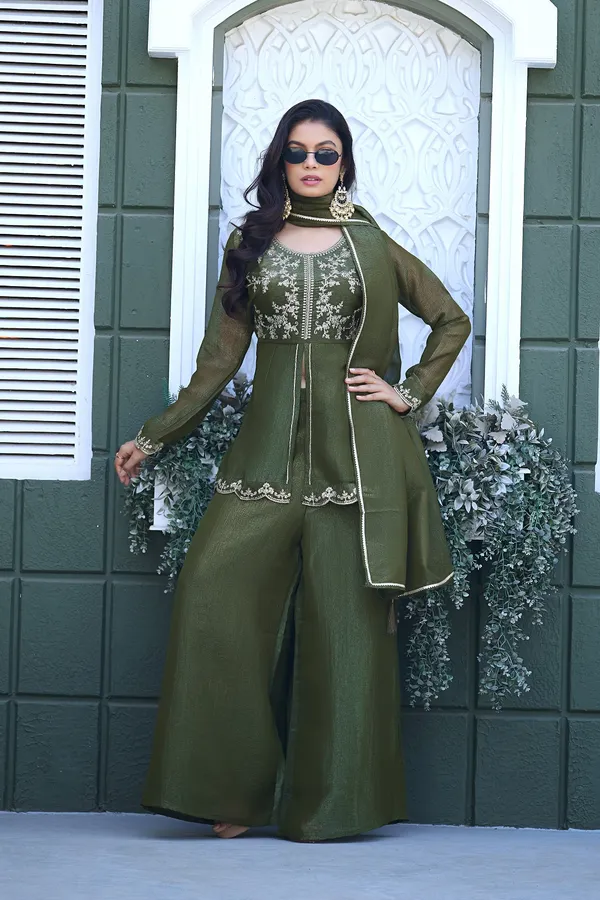 Women_Ethnic_Motifs_Embroidered_Pure_Silk_Kurta_With_Palazzos_Dupatta