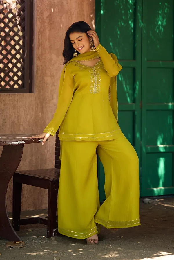 Women_Ethnic_Motifs_Embroidered_Empire_Sequinned_Pure_Silk_Kurta_with_Palazzos_&_With_Dupatta