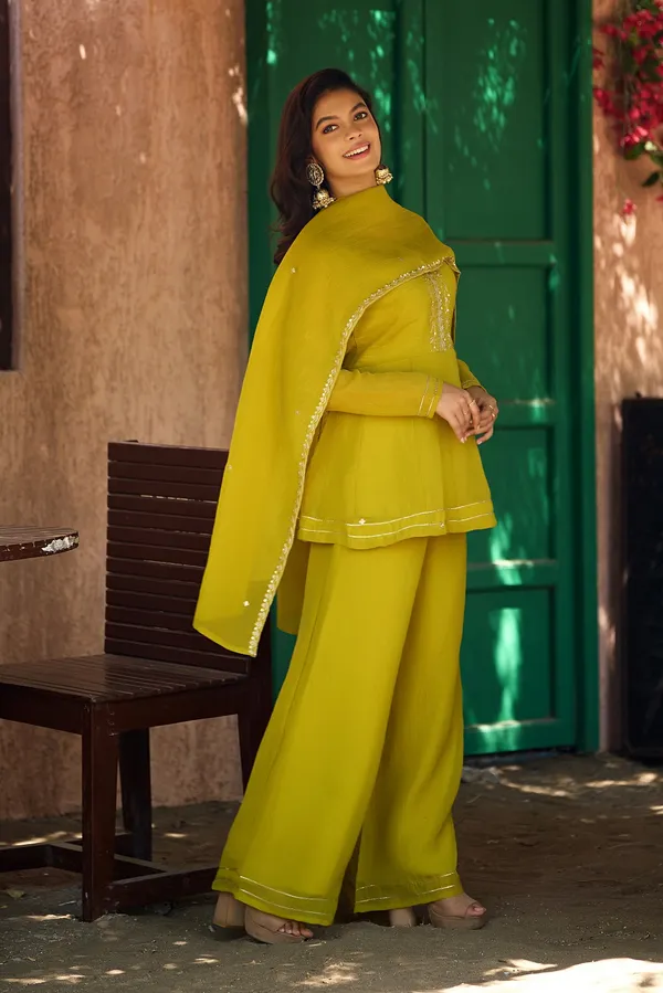 Women_Ethnic_Motifs_Embroidered_Empire_Sequinned_Pure_Silk_Kurta_with_Palazzos_&_With_Dupatta