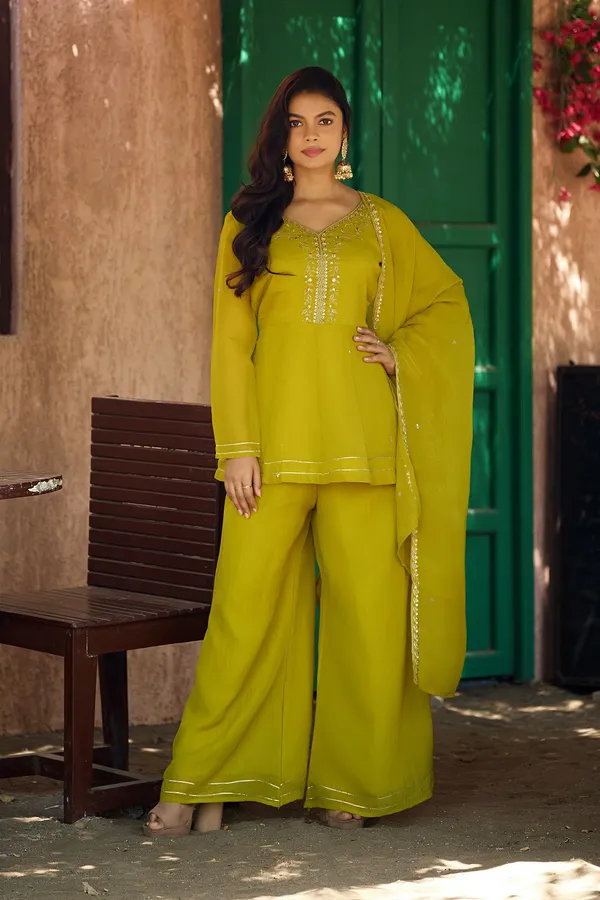 Women_Ethnic_Motifs_Embroidered_Empire_Sequinned_Pure_Silk_Kurta_with_Palazzos_&_With_Dupatta