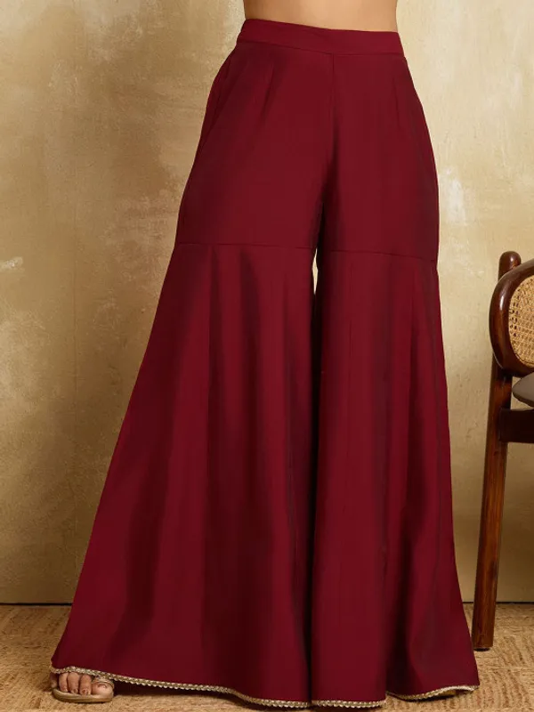 Women_Ethnic_Motifs_Embroidered_Kurta_&_Palazzo_With_Scalloped_Dupatta