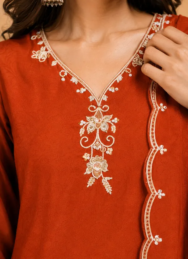 Women_Ethnic_Motifs_Embroidered_Regular_Thread_Work_Kurta_with_Trousers_&_With_Dupatta
