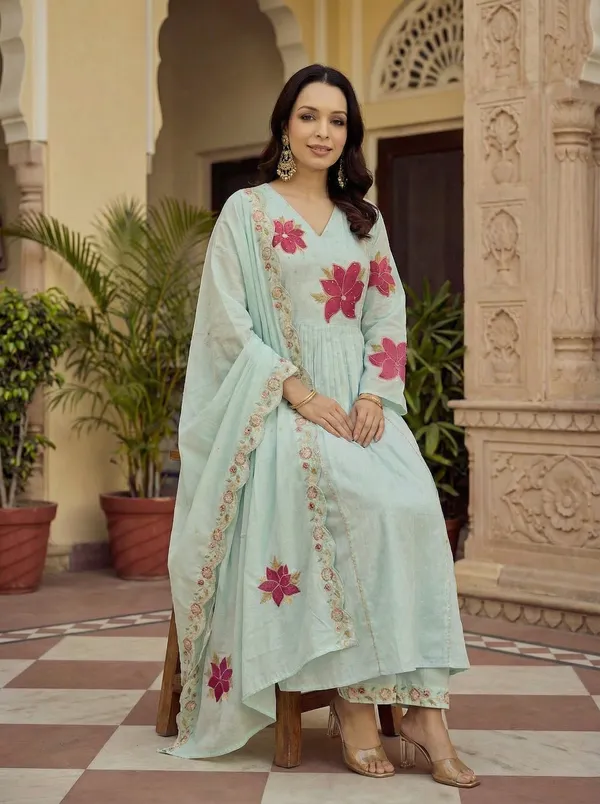 Women_Floral_Embroidered_Empire_Thread_Work_Kurta_with_Palazzos_&_With_Dupatta
