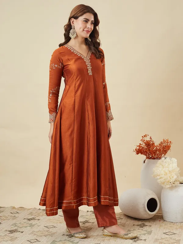 Women_Silk_Embroidered_Anarkali_Kurta_And_Pant_Set_With_Dupatta