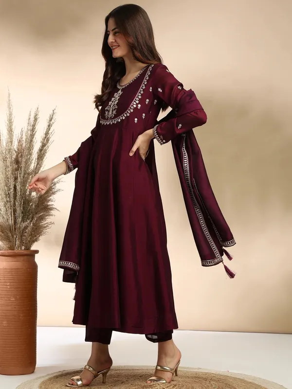 Women_Silk_Embroidered_Anarkali_Kurta_And_Pant_With_Dupatta_Set