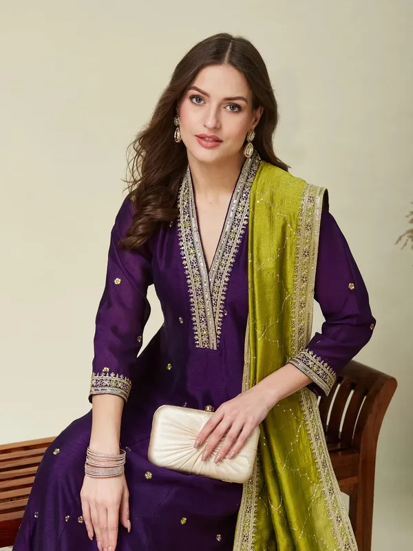 Women_Silk_Embroidered_Anarkali_Kurta_and_Pant_with_Dupatta_Set