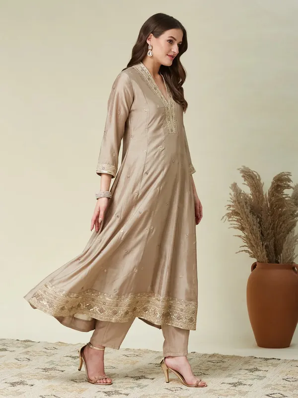 Women_Silk_Embroidered_Anarkali_Kurta_and_Pant_with_Dupatta_Set