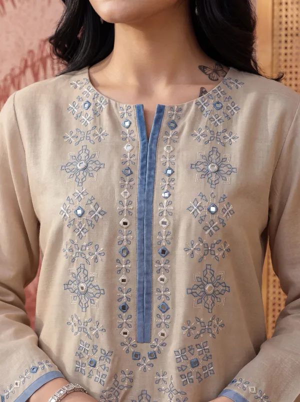 Women_Ethnic_Motifs_Embroidered_Regular_Mirror_Work_Chanderi_Silk_Kurta_With_Trousers_With_Dupatta