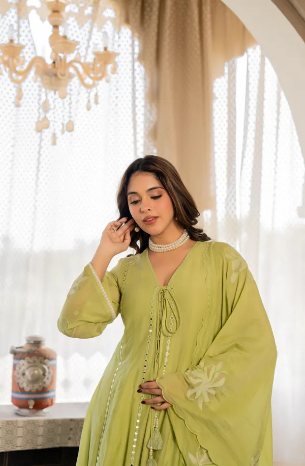 Women_Floral_Embroidered_Regular_Mirror_Work_Chanderi_Cotton_Kurta_With_Trousers_&_Dupatta