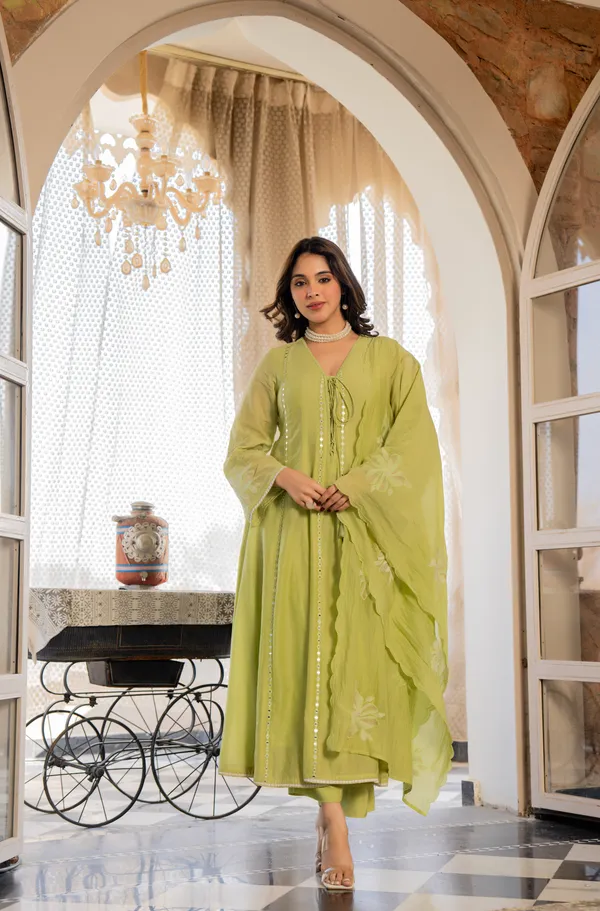 Women_Floral_Embroidered_Regular_Mirror_Work_Chanderi_Cotton_Kurta_With_Trousers_&_Dupatta