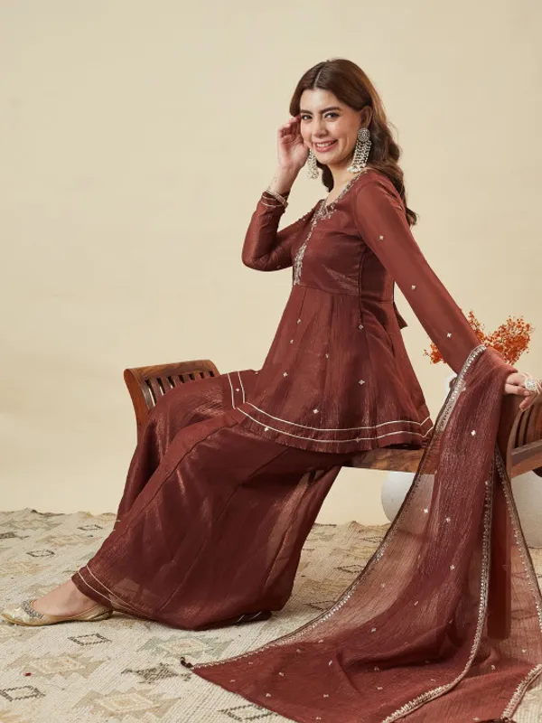 Women_Ethnic_Motifs_Embroidered_Empire_Thread_Work_Kurta_With_Sharara_With_Dupatta