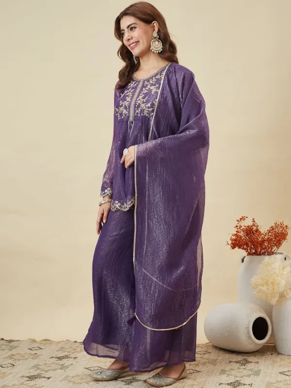 Purple_Silk_Blend_Anarkali_Empire_Embroidered_Kurta_Set_For_Women