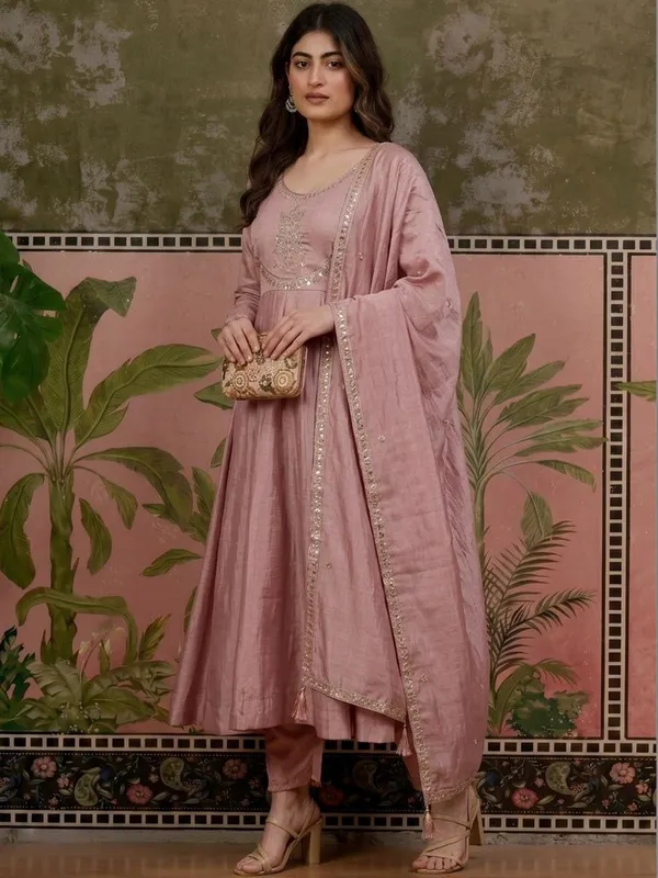 Peach_Silk_Blend_Anarkali_Sequinned_Kurta_Set_For_Women