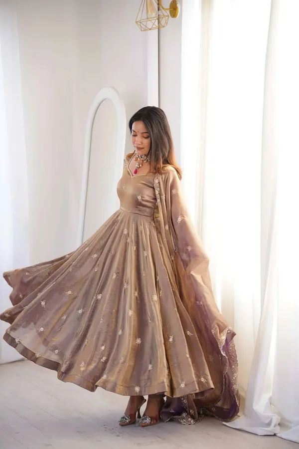 Dilruba_Copper_Suit_Set