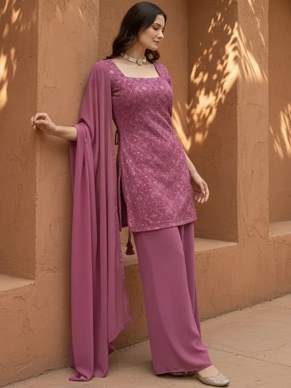 Mauve_Pink_Georgette_Regular_Embroidered_Kurta_Set_For_Women