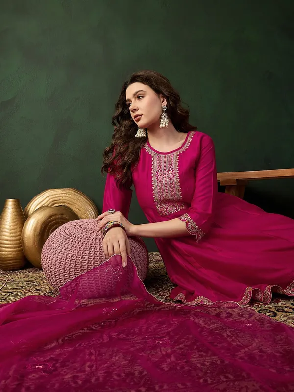 Pink_Polyester_Cotton_A_Line_Embroidered_Kurta_Set_For_Women