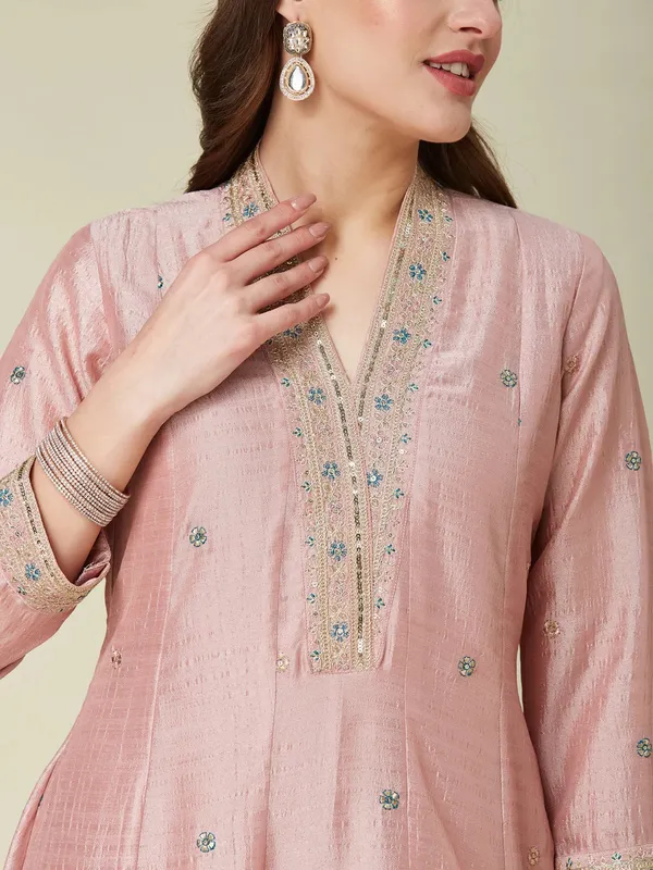 Light_Pink_Vichitra_Silk_Anarkali_Embroidered_Kurta_Set_For_Women