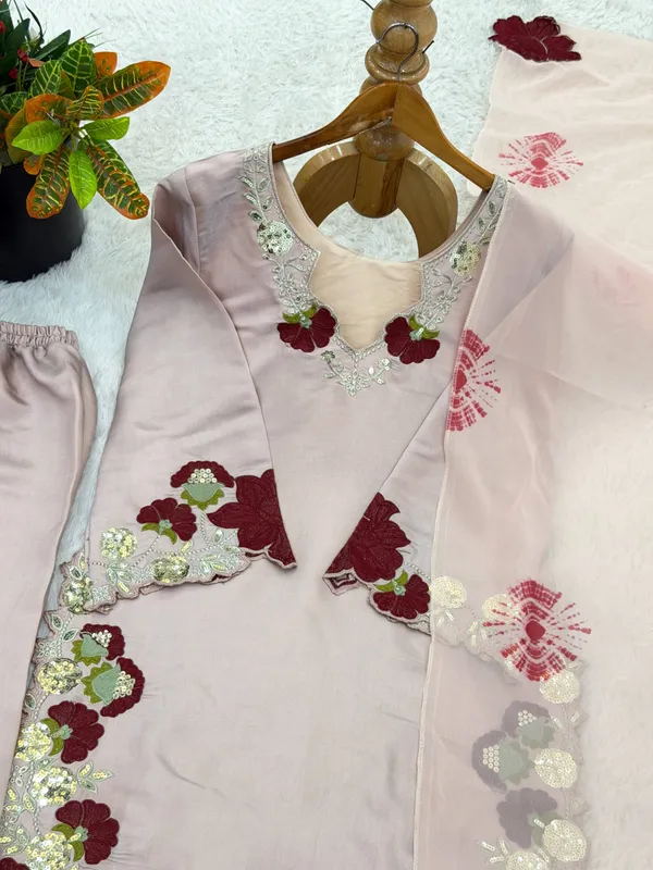 Brinjal_Roman_Glass_Regular_Zari_Sequence_Embroidered_Kurta_Set_For_Women
