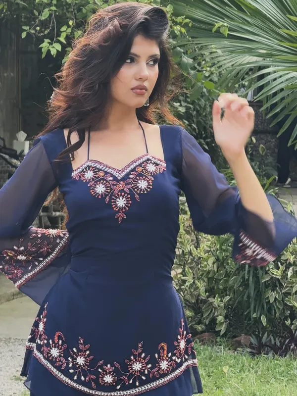 Navy_Blue_Georgette_Regular_Embroidered_Kurta_Set_For_Women
