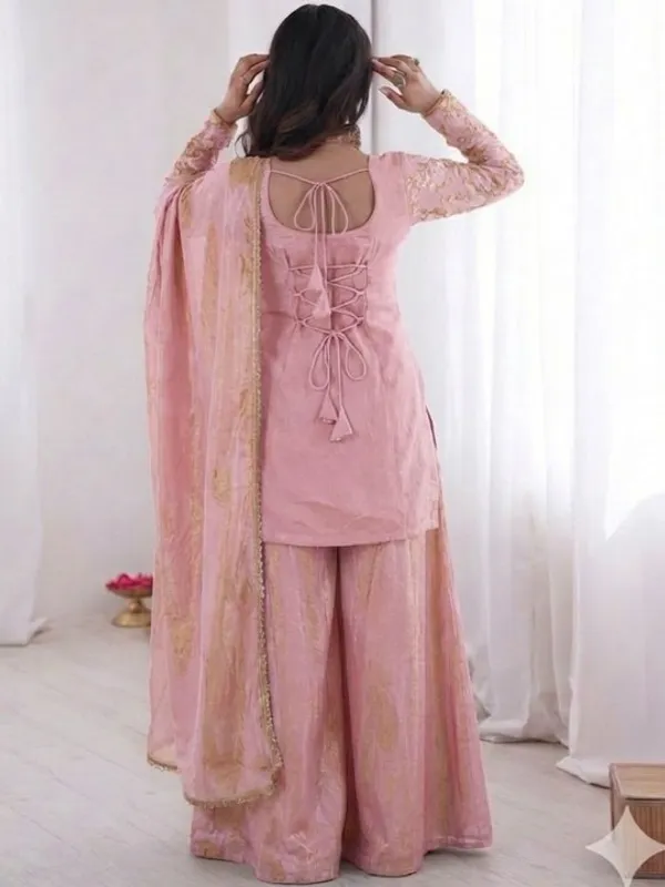 Women_Ethnic_Motifs_Embroidered_Regular_Thread_Work_Kurta_With_Sharara_With_Dupatta