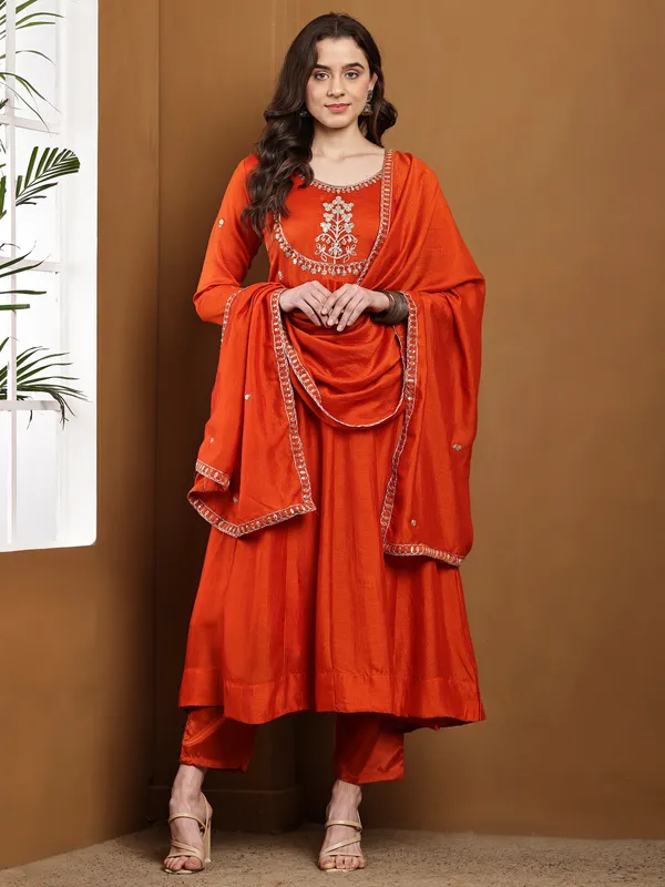 Orange_Silk_Regular_Embroidered_Anarkali_Kurta_Set_For_Women