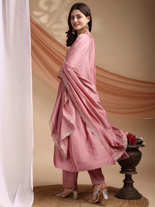 Pink_Cotton_Anarkali_Ethnic_Embroidered_Kurta_Set_For_Women
