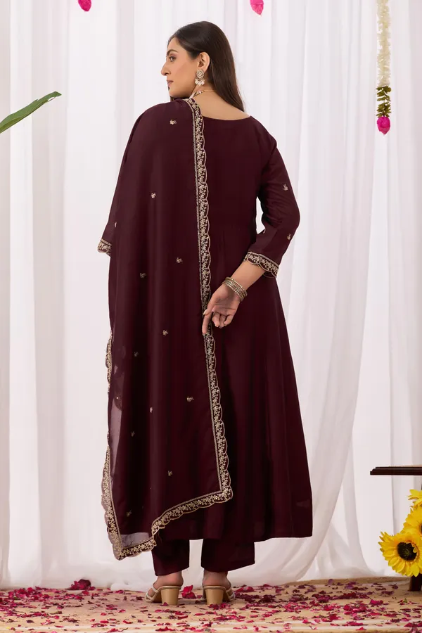 Coffee_Cotton_Anarkali_Ethnic_Embroidered_Kurta_Set_For_Women