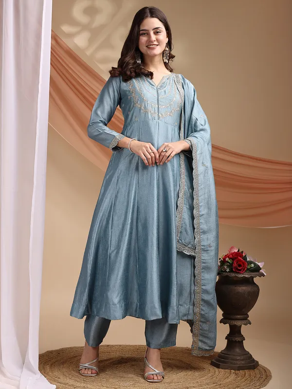 Blue_Cotton_Anarkali_Ethnic_Embroidered_Kurta_Set_For_Women