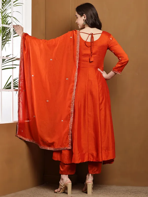 Orange_Silk_Regular_Embroidered_Anarkali_Kurta_Set_For_Women