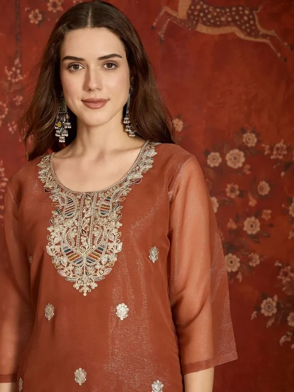 Women_Ethnic_Motifs_Embroidered_Regular_Thread_Work_Silk_Chiffon_Kurta_with_Palazzos_&_With_Dupatta