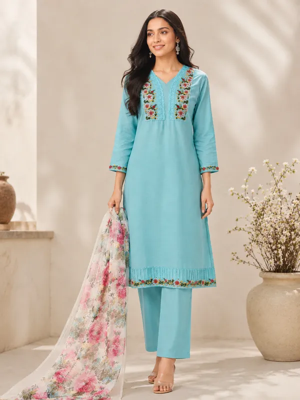 Women_Floral_Thread_Embroidered_V-Neck_Kurta_with_Trousers_&_Printed_Dupatta