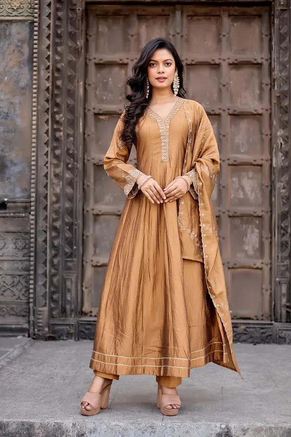 Copper_Silk_Anarkali_Embroidered_Kurta_Set_For_Women