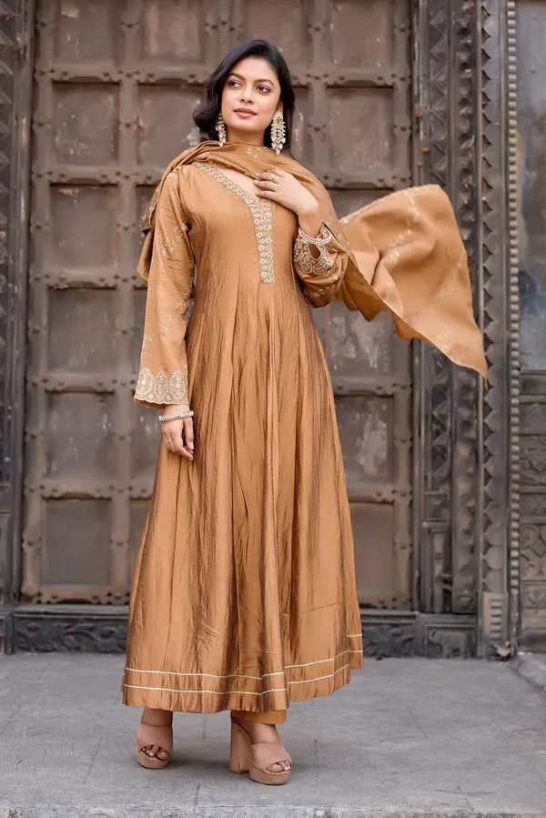 Copper_Silk_Anarkali_Embroidered_Kurta_Set_For_Women