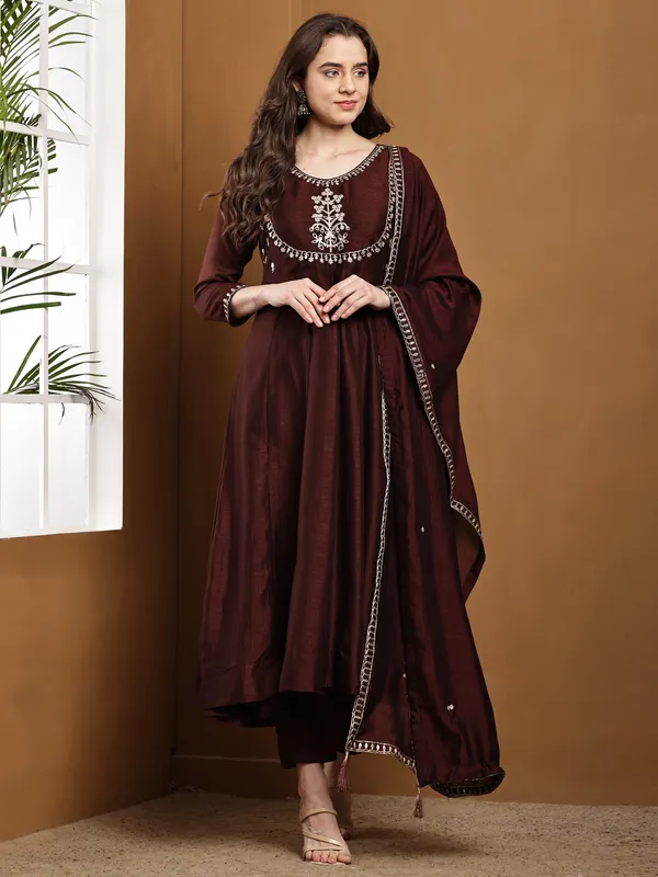 Coffee_Silk_Regular_Embroidered_Anarkali_Kurta_Set_For_Women