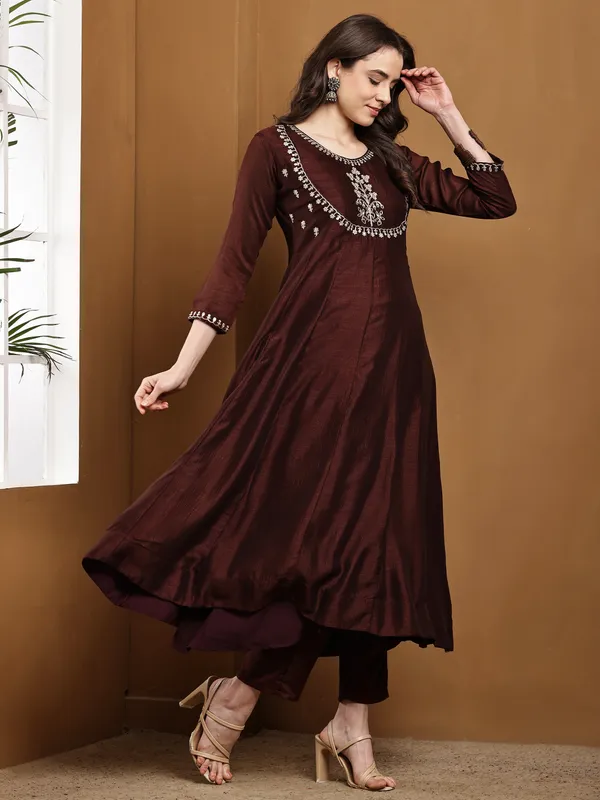 Coffee_Silk_Regular_Embroidered_Anarkali_Kurta_Set_For_Women
