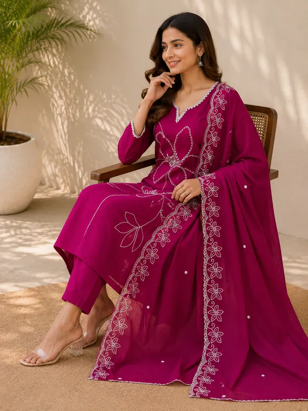 Women's_Rayon_Embroidered_Kurta_Pant_Co-Ord_Set_|_Ethnic_Collection