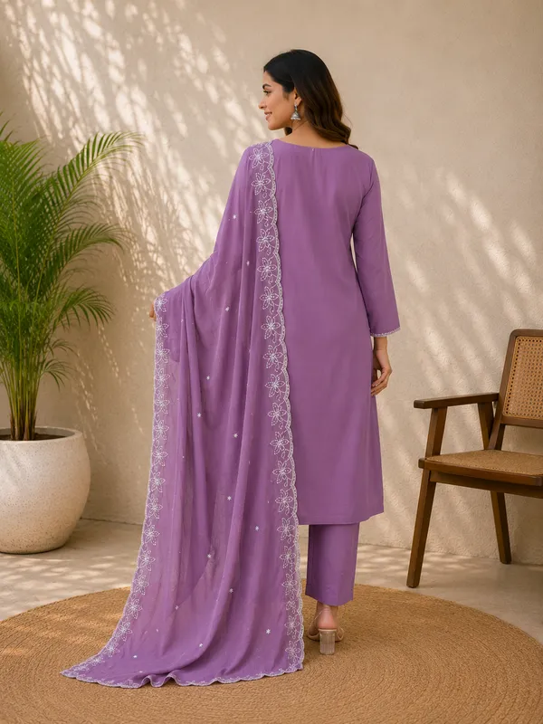 Women's_Rayon_Embroidered_Kurta_Pant_Co-Ord_Set_|_Ethnic_Collection