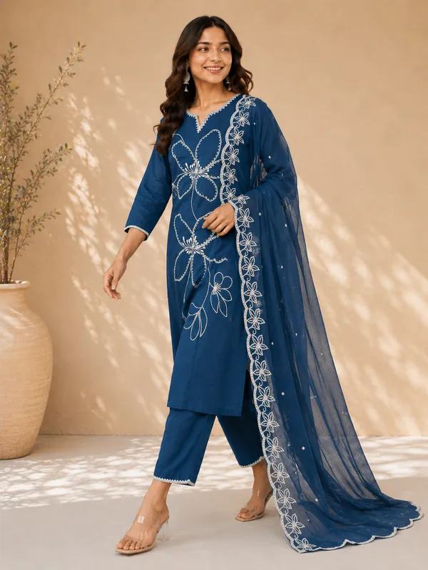 Women's_Rayon_Embroidered_Kurta_Pant_Co-Ord_Set_|_Ethnic_Collection