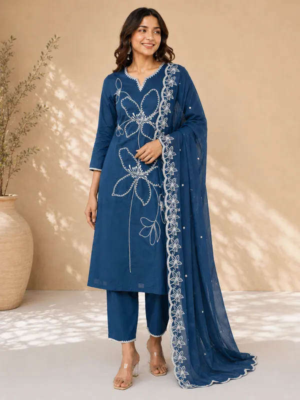 Women's_Rayon_Embroidered_Kurta_Pant_Co-Ord_Set_|_Ethnic_Collection