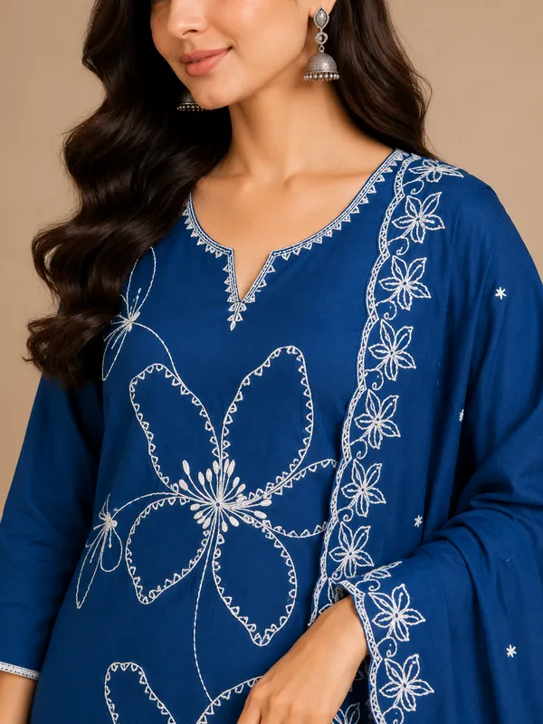 Women's_Rayon_Embroidered_Kurta_Pant_Co-Ord_Set_|_Ethnic_Collection