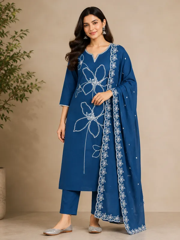Women's_Rayon_Embroidered_Kurta_Pant_Co-Ord_Set_|_Ethnic_Collection