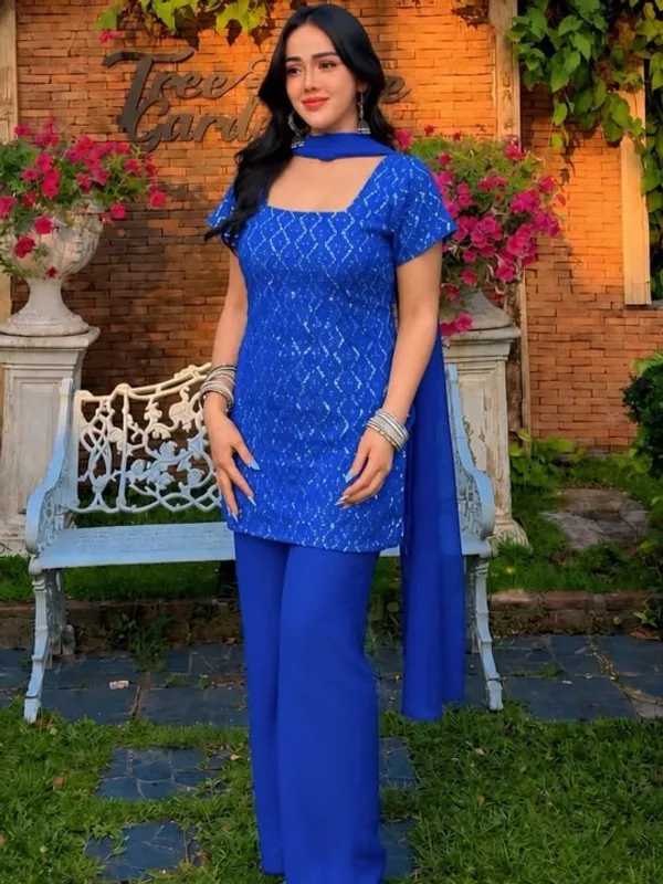 Blue_Georgette_Sequin_Embroidered_Kurta_Set_For_Women