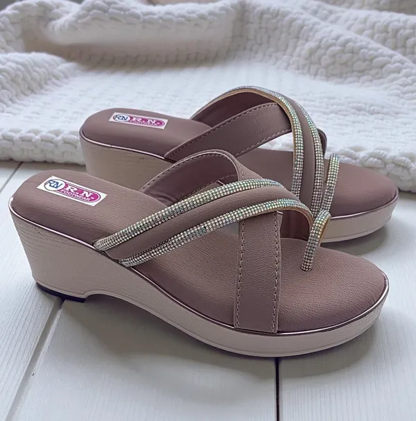 Mauve_Synthetic_Embellished_Strap_Platform_Wedge_Sandals_For_Women