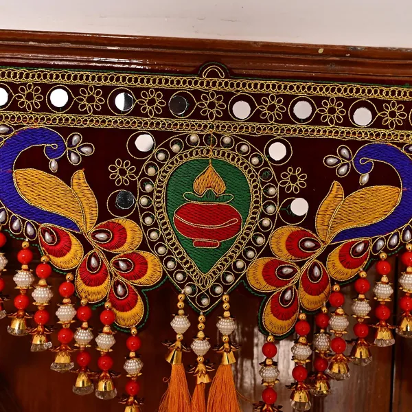 Peacock_Door_Hanging_Toran_Detailed_Peacock_Design_For_Wall_And_Door_Decor_Festival_And_Diwali_Decoration_Traditional_Indian_Home_Decor_Multicolour