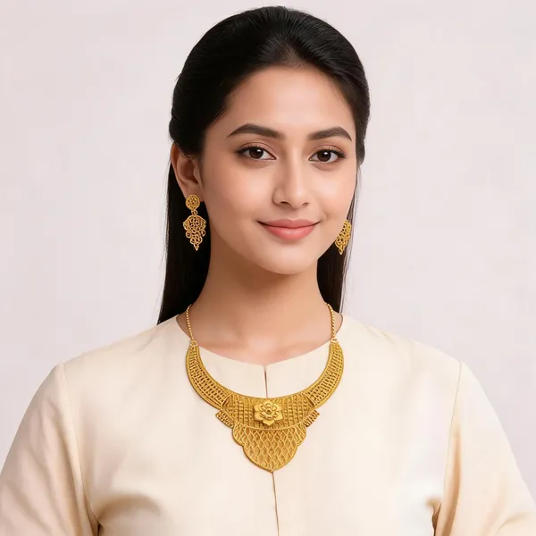 Gold_Alloy_Traditional_Wedding_Necklace_Set_For_Women